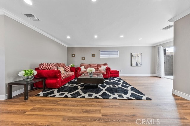 Building Photo - 927 Montecito Dr