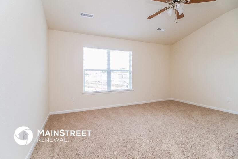 Building Photo - 3321 Marichal Dr