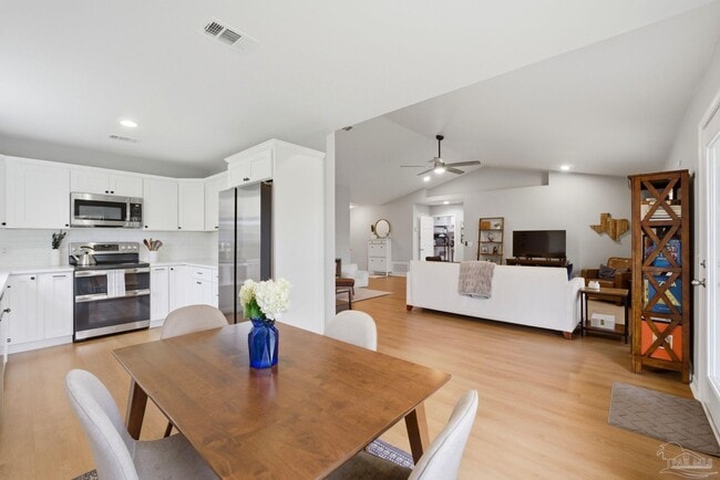 Building Photo - 1222 Bartram Ln