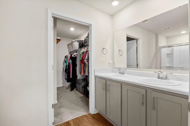 Building Photo - Beautiful 3-Bedroom Home for Rent in Seabr...
