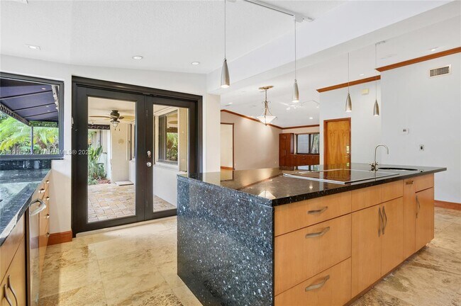 Building Photo - 8035 SW 89th Ct