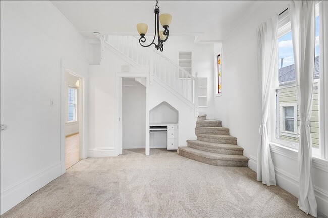 Building Photo - 1817 Sherman St