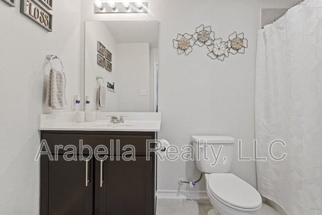 Building Photo - 955 Brown Thrasher