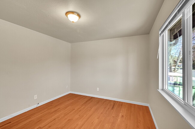 Building Photo - $2,495.00 - 4 Beds 2 Baths, Single Family ...
