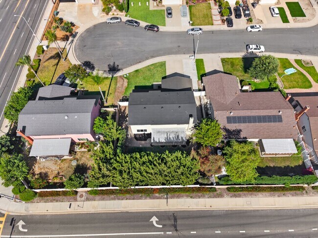 Building Photo - 13324 San Martin Pl