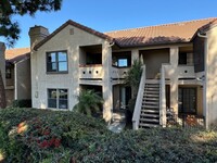 Building Photo - 1076 Calle Del Cerro