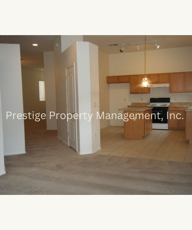 Building Photo - 3/2 Spacious Vail Home, Must See!