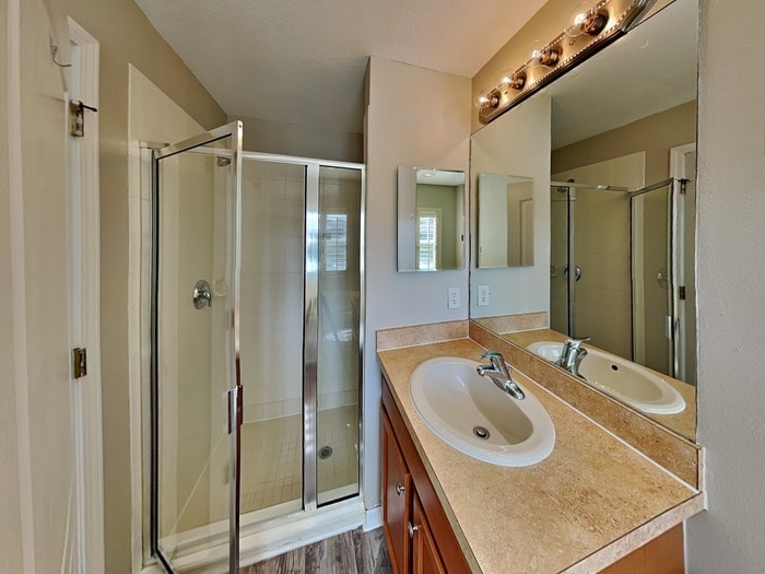 Building Photo - 10113 36th Ct E