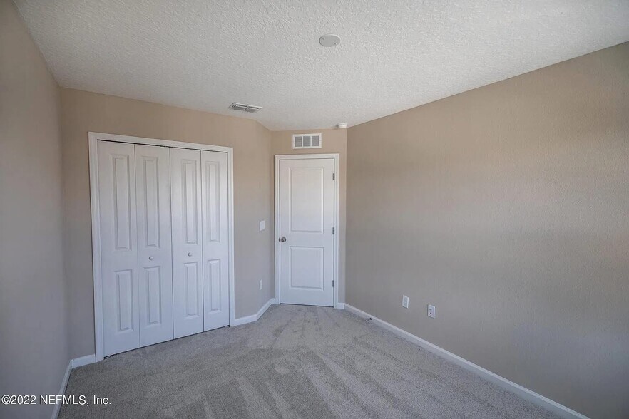 Building Photo - 2643 Sandy Dune Dr