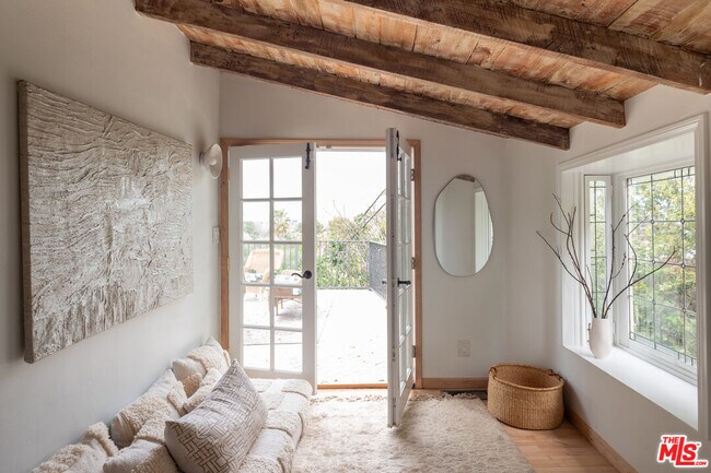 Building Photo - 11539 Sunshine Terrace