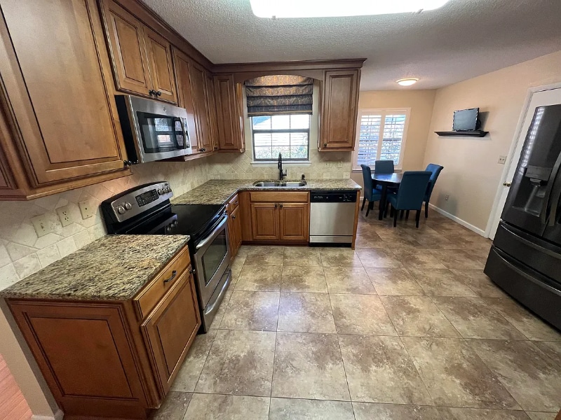 Building Photo - 413 Andros Way