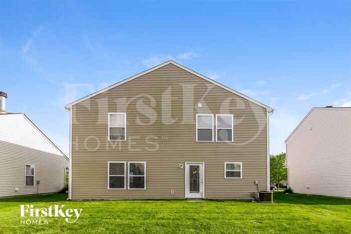 Building Photo - 8440 Wanda Lake Dr