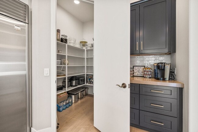 Building Photo - 81550 Tiburon Dr