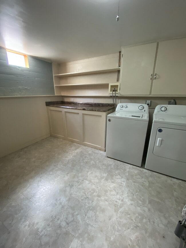 Building Photo - 1138 Avenue D