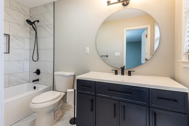 Building Photo - 7839 Farindon Dr