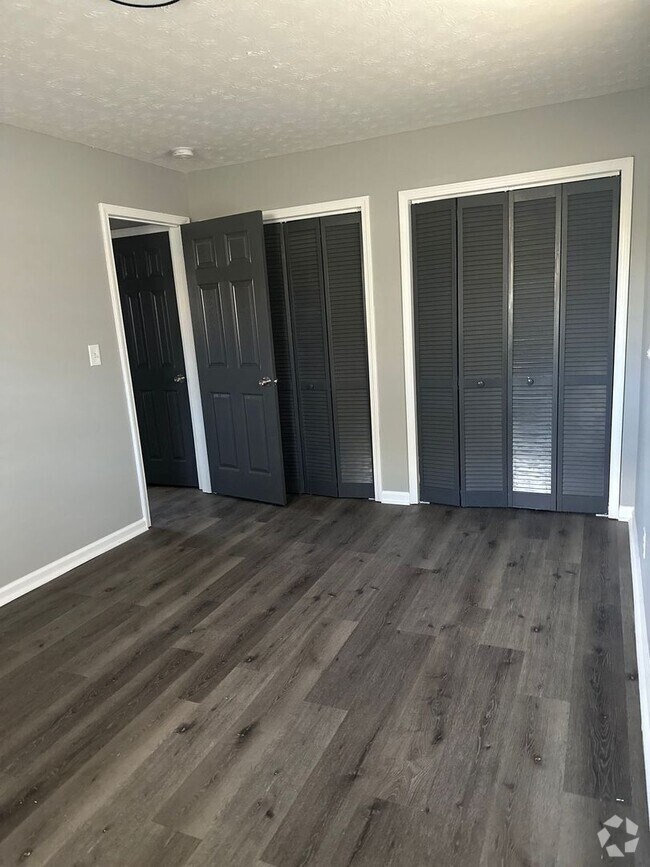Building Photo - Welcome Home to Garfield Place Living: Whe...