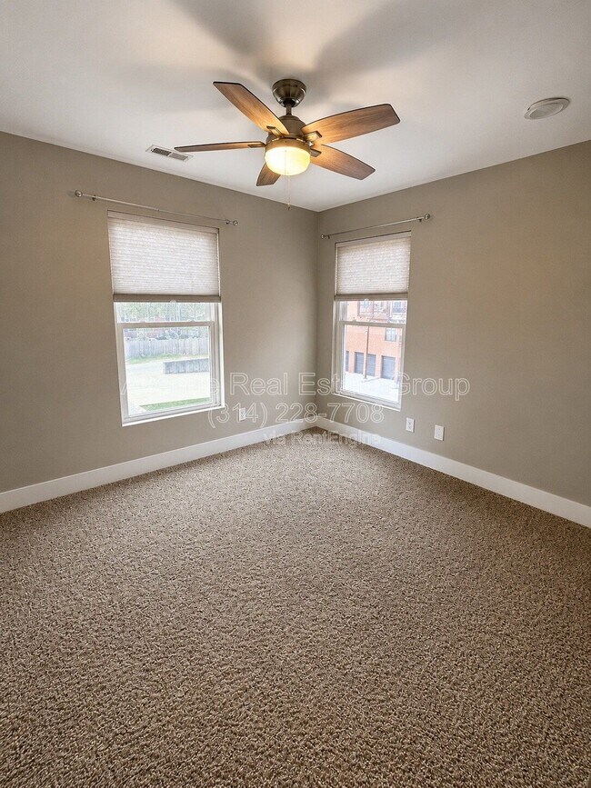 Building Photo - 4250 Olive St