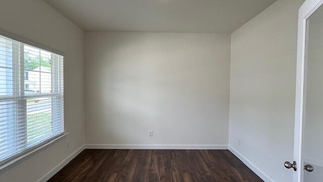 Building Photo - 4170 Lone Oak Cir