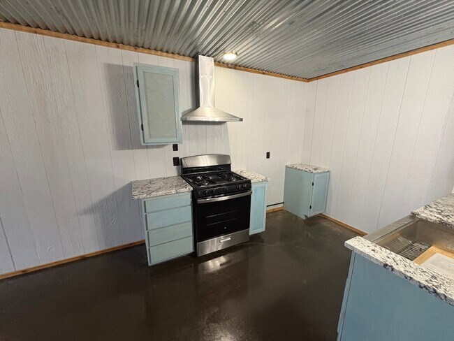 Building Photo - 2856 W Texas 154