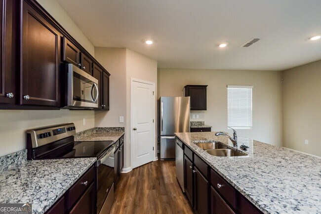 Building Photo - 4314 Kendrick Cir