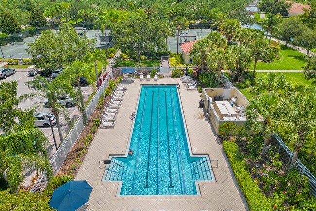 Building Photo - 12223 Pescara Ln