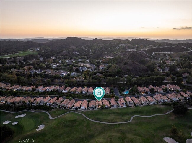 Building Photo - 58 Via Candelaria