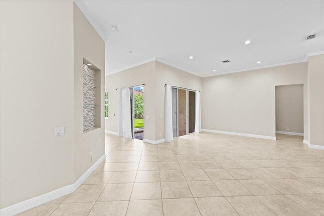 Building Photo - 1441 Cardinal Way