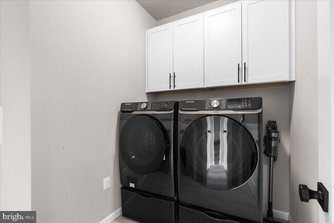 Building Photo - 154 Nevermore Dr