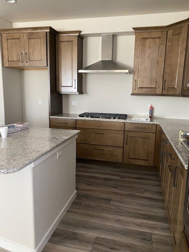 Building Photo - STUNNING 4 BED/4 BATH PATIO HOME IN FLYING HORSE!