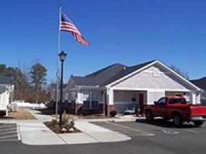 Primary Photo - Morning Glory Apartments