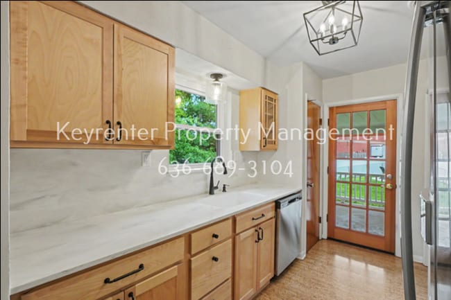 Building Photo - 9816 Obrien Ct