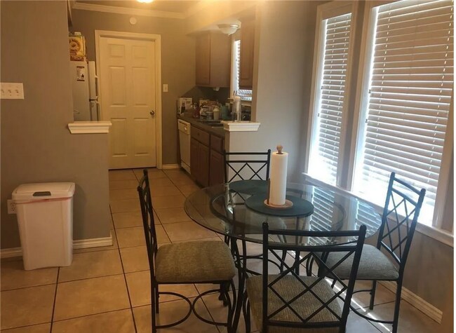 Building Photo - 2344 Autumn Chase Loop