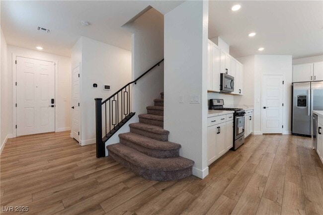 Building Photo - 10613 Adobe Ranch St