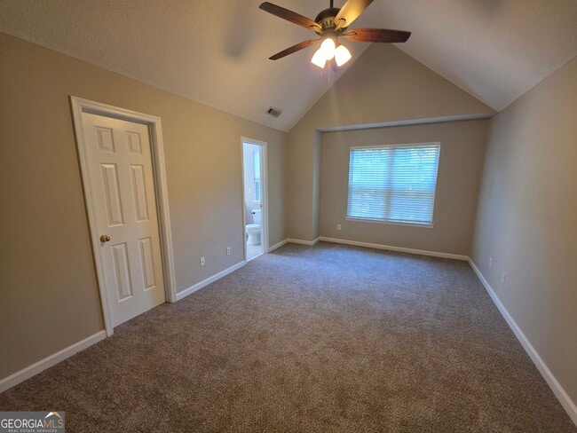 Building Photo - 602 N Fairfield Dr