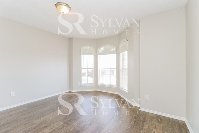 Building Photo - Turn the key. Enter. Smile. Repeat every day!