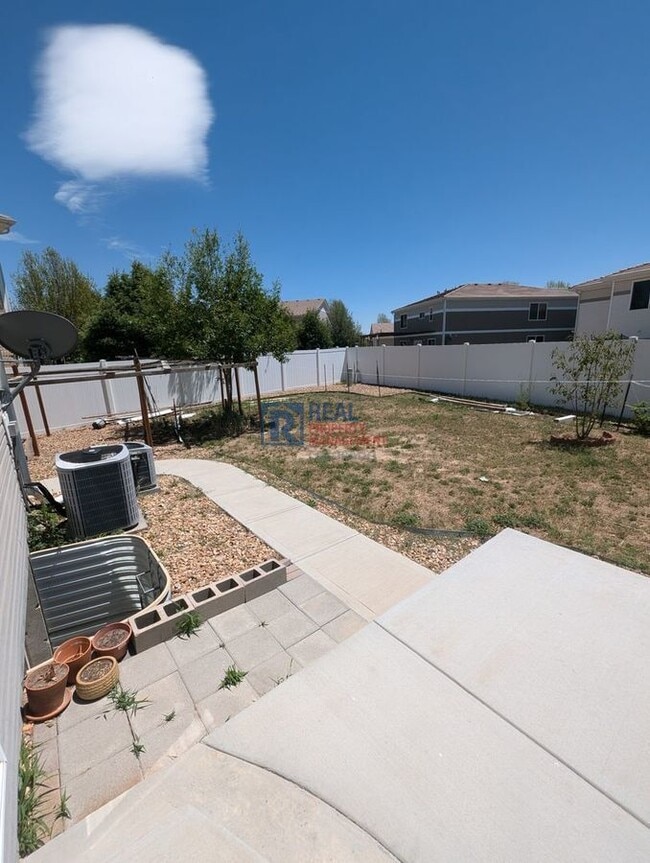 Building Photo - 5404 Malaya St