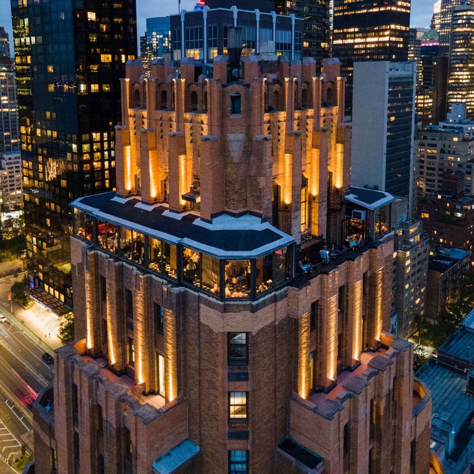 Building Photo - 337 E 50th St