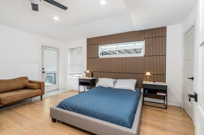 Building Photo - 810 Jerry St