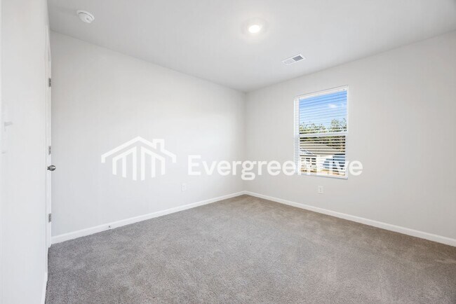 Building Photo - 1606 King Oaks Lp