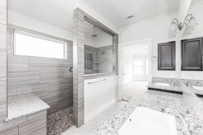 Building Photo - 10907 Birchwood Knl Ct