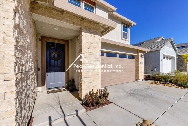 Building Photo - 4 Bedroom, 3 Bath Home in Rancho Cordova
