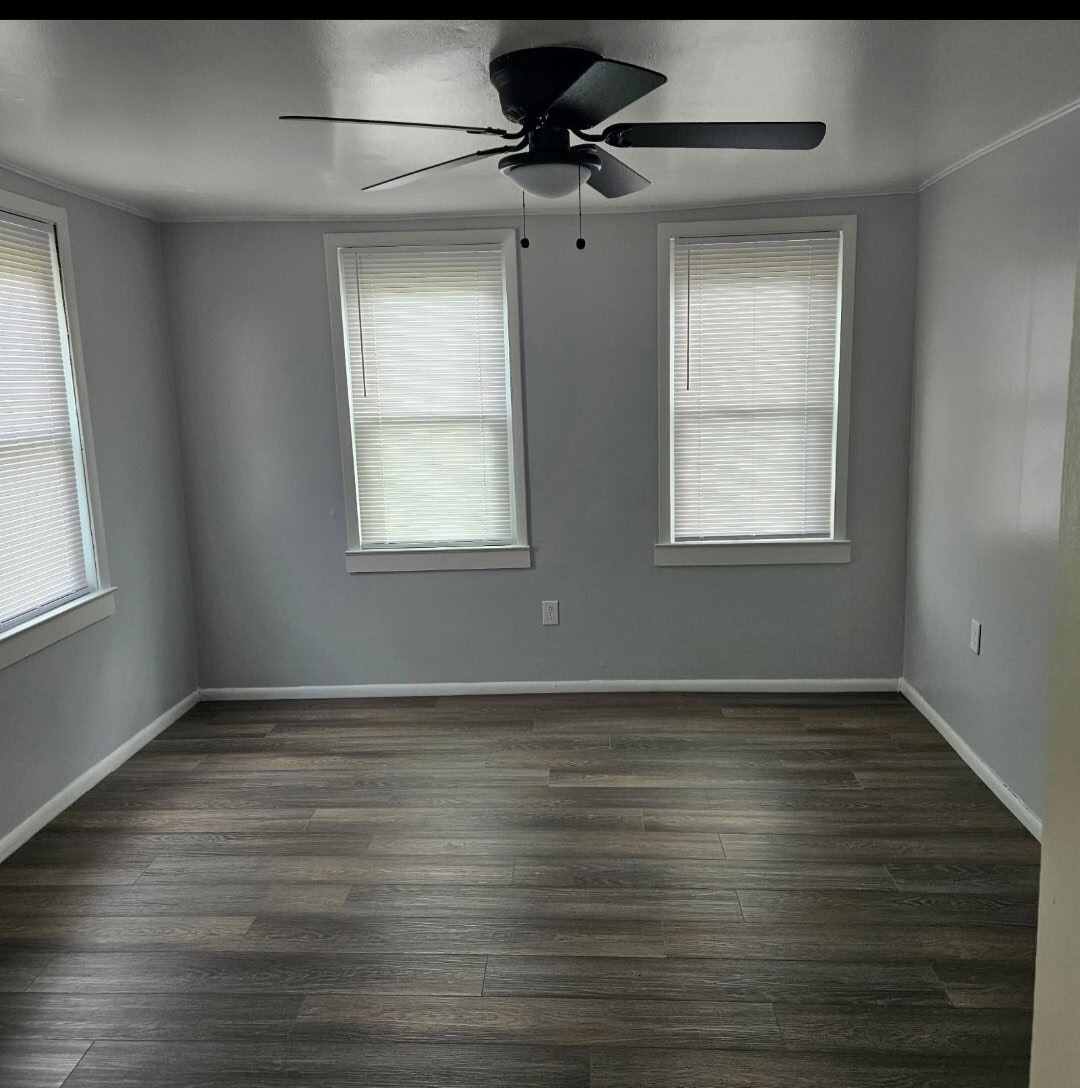 Living Room - 976 NY-22B