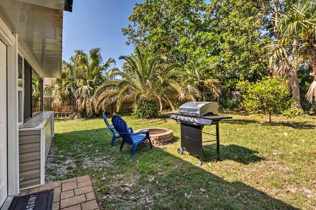 Building Photo - 1223 Redwood Ln