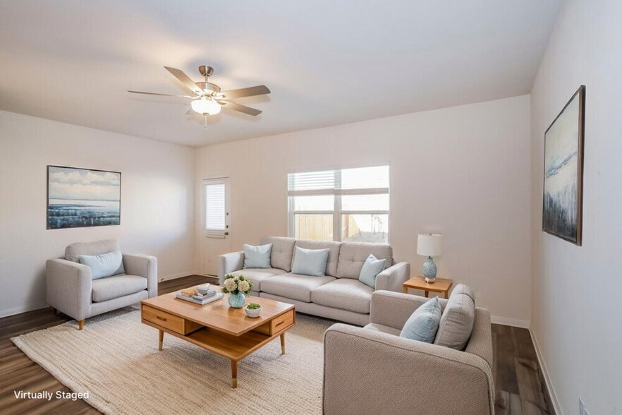 Building Photo - 220 Marsh Ln