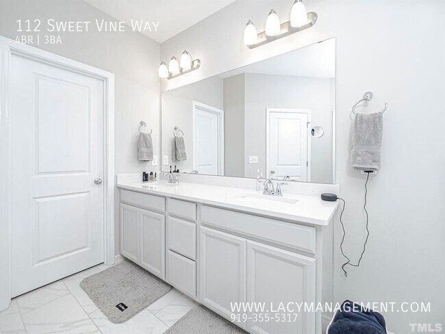Building Photo - 112 Sweet Vine Wy