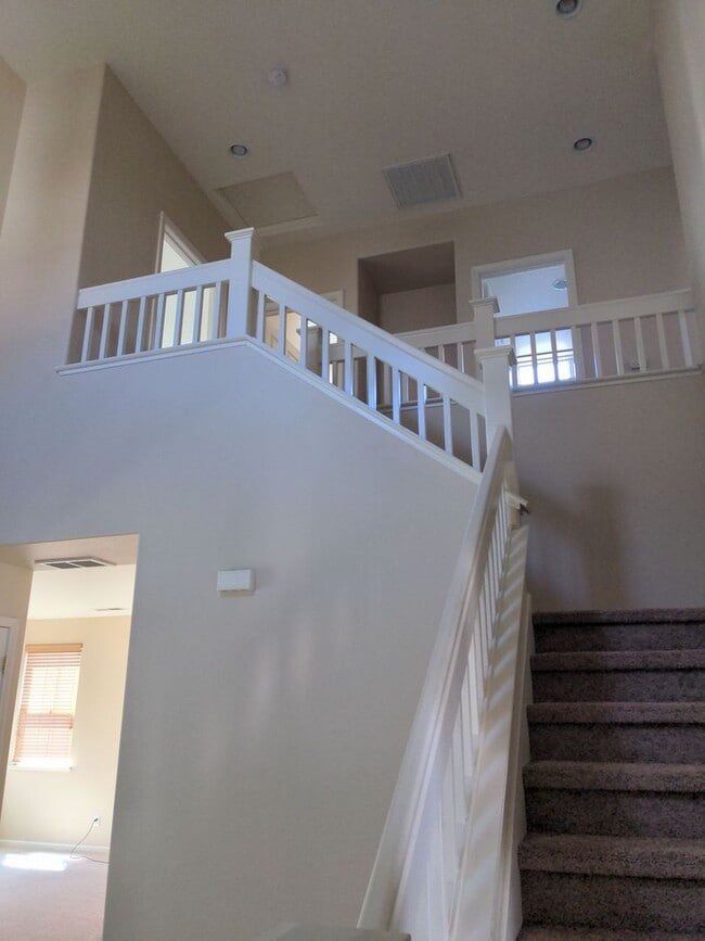 Building Photo - Move in Special: Take $500 off of the firs...