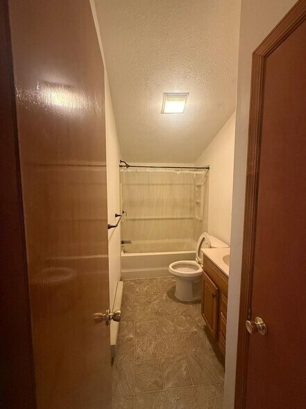 Building Photo - 1111 Wissinoming Dr