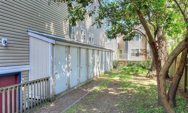 Primary Photo - Ideally Located 1 Bed Seattle Condo!