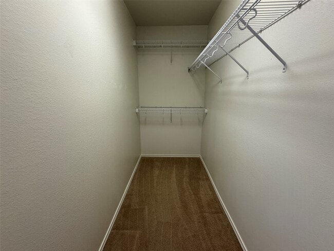 Building Photo - 9714 Coyote Creek Dr