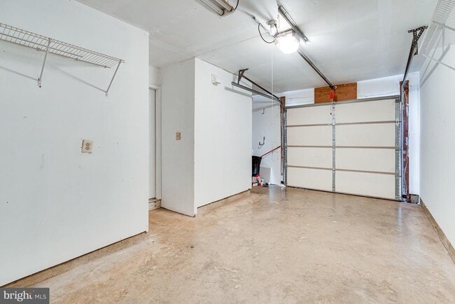 Building Photo - 4234 Fox Lake Dr